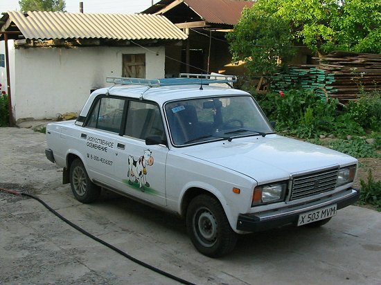 Onze auto uitgerust met imperiaal