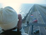 Op de afsluitdijk