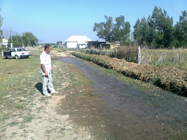 Water over de weg